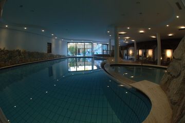 Infinity pool