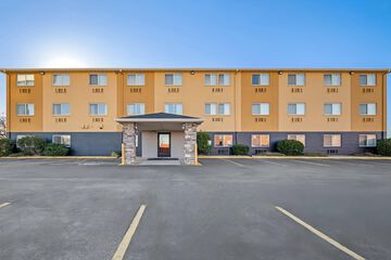 Quality Inn Dubuque on Hwy 20