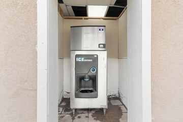 Vending machine