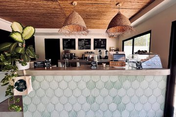 Coffee shop