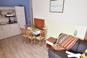 Photo 51
