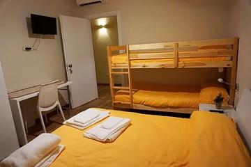 guest_rooms