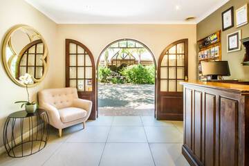 Check-in/check-out kiosk