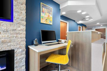 Microtel Inn & Suites by Wyndham Tulsa / Catoosa Route 66