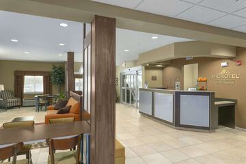 Microtel Inn & Suites Minot