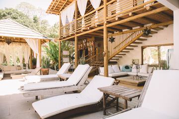 Sundeck