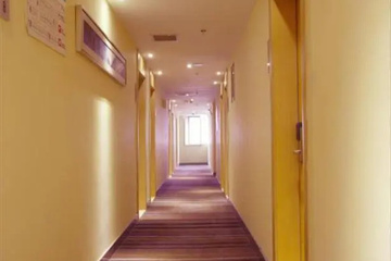 hotel_rooms