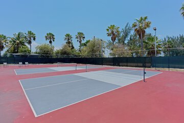 Tennis court