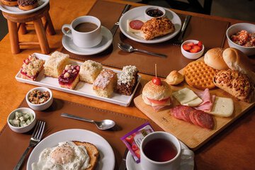 Breakfast meal