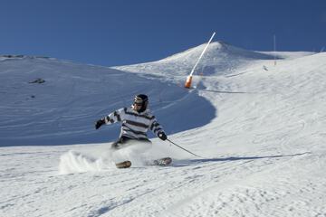 Skiing