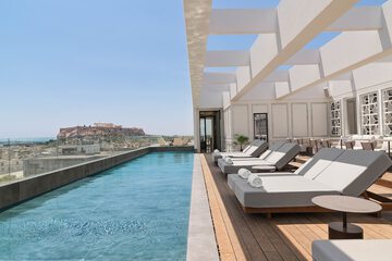 Rooftop pool
