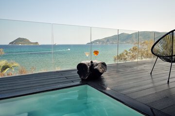 Jetted tub