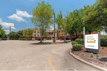 Sonesta Simply Suites Lafayette Airport