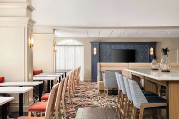 Hotel Interior 10 of 33