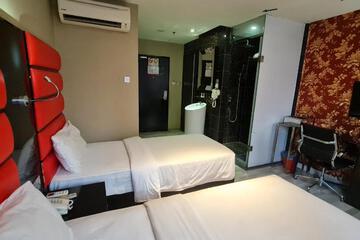 Photo 48