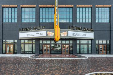 Entertainment 60 of 67