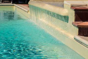 Pool waterfall