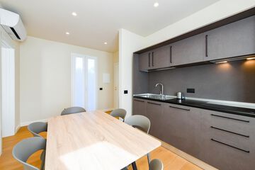 Private kitchenette