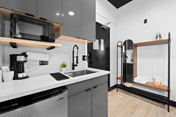 Private kitchenette