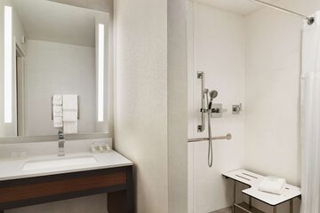 Bathroom shower
