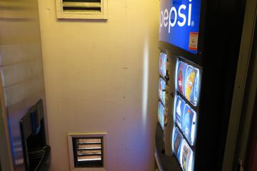 Vending machine