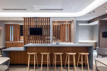 Bar/lounge