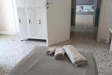 Photo 33