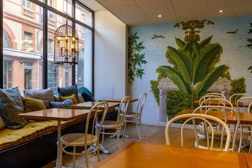 Breakfast area