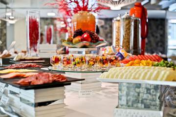 Breakfast buffet