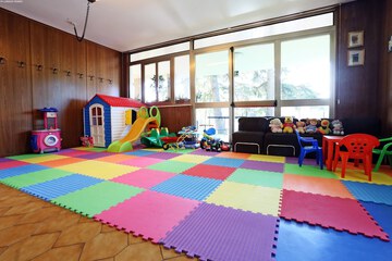 Children's play area - indoor