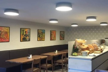 Breakfast area