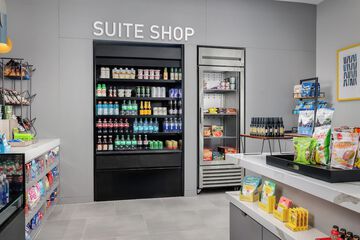 Snack bar