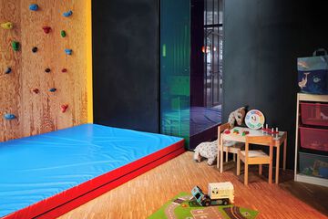 Children's play area - indoor