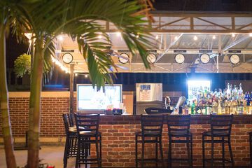 Entertainment 34 of 40