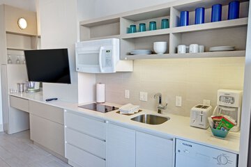 Private kitchenette