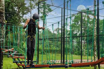Ropes course (team building)