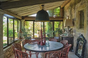 In-room dining