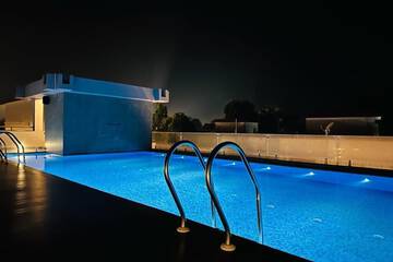 Rooftop pool