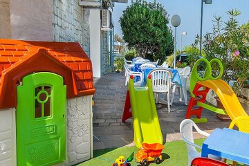 Children's play area - outdoor