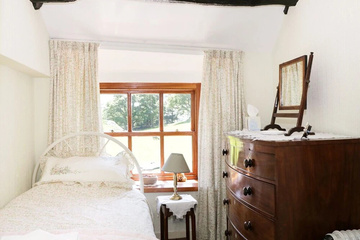 guest_rooms
