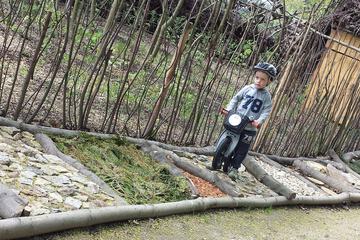 Children's play area - outdoor