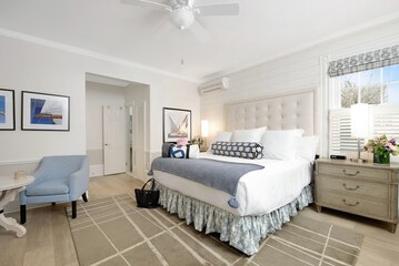 The Harborside Inn