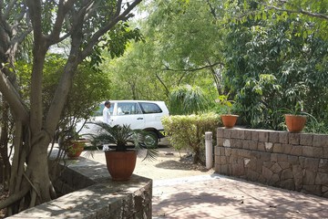 Airport shuttle