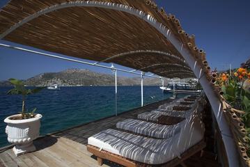 Sundeck