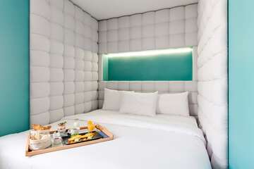 Room service - dining