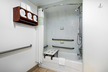 Room 10 of 20