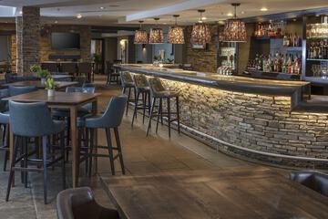 Sports bar