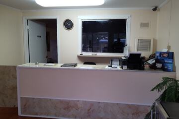 Check-in/check-out kiosk