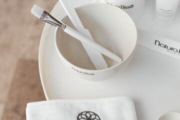 Facial