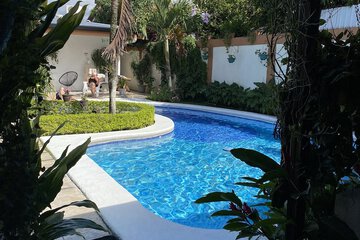 Pool waterfall